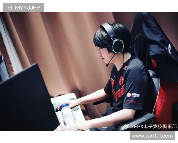 赛后分析：V5与FPX的战术灵活性与应变能力探讨