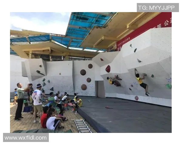 广州攀岩队中路突破战术解析与实战应用探讨